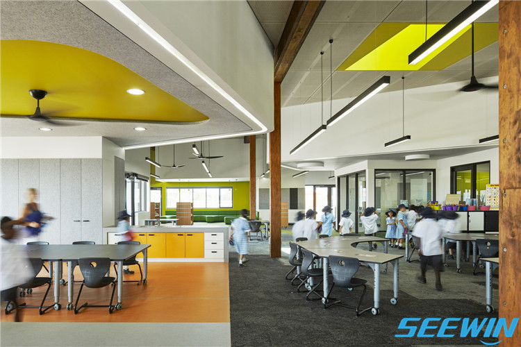 學(xué)生課桌椅