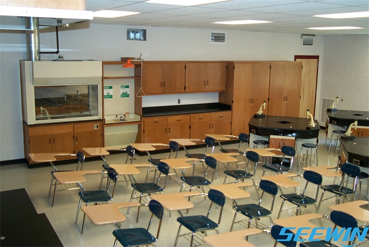 學(xué)生課桌椅