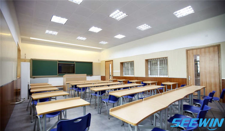 學(xué)生課桌椅