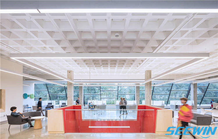 國際學(xué)校家具