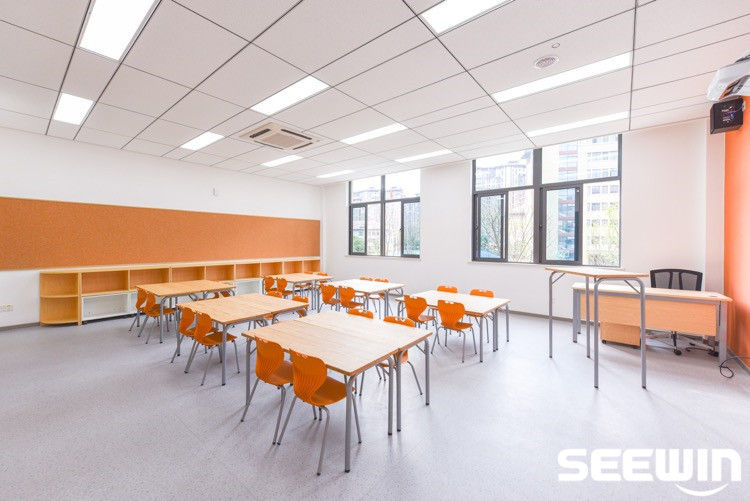 學(xué)生課桌椅