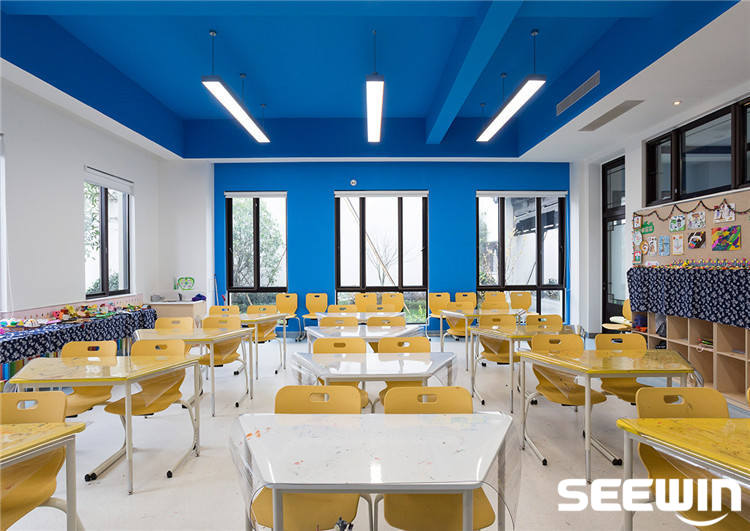 學(xué)生課桌椅