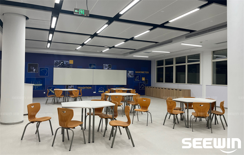 創(chuàng)意設(shè)計(jì)區(qū)