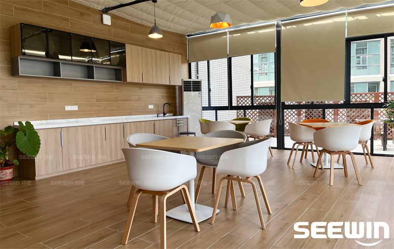 學(xué)生活動(dòng)區(qū)